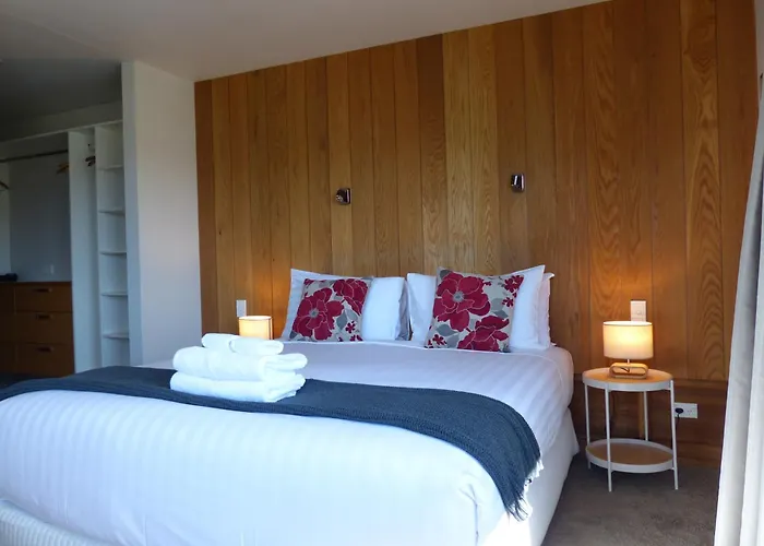 Acomo At Clutha - Stunning Views, Pool & Gym Access *