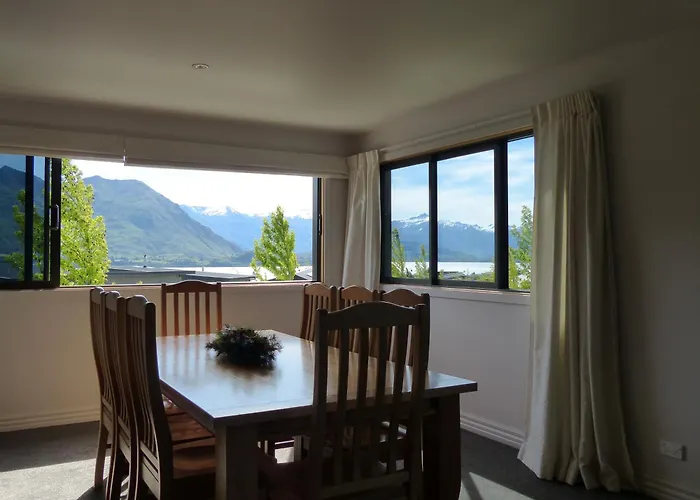 Acomo At Clutha - Stunning Views, Pool & Gym Access Wanaka