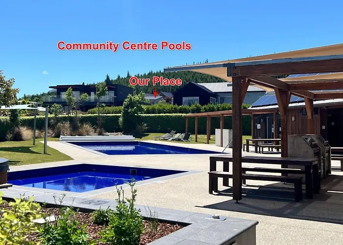 Acomo At Clutha - Stunning Views, Pool & Gym Access * Wanaka