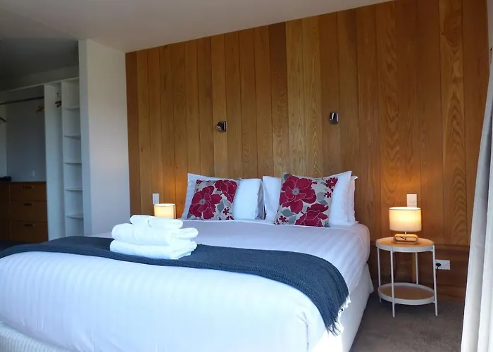 Holiday home Acomo At Clutha - Stunning Views, Pool & Gym Access *