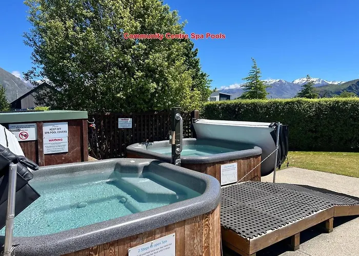 Acomo At Clutha - Stunning Views, Pool & Gym Access